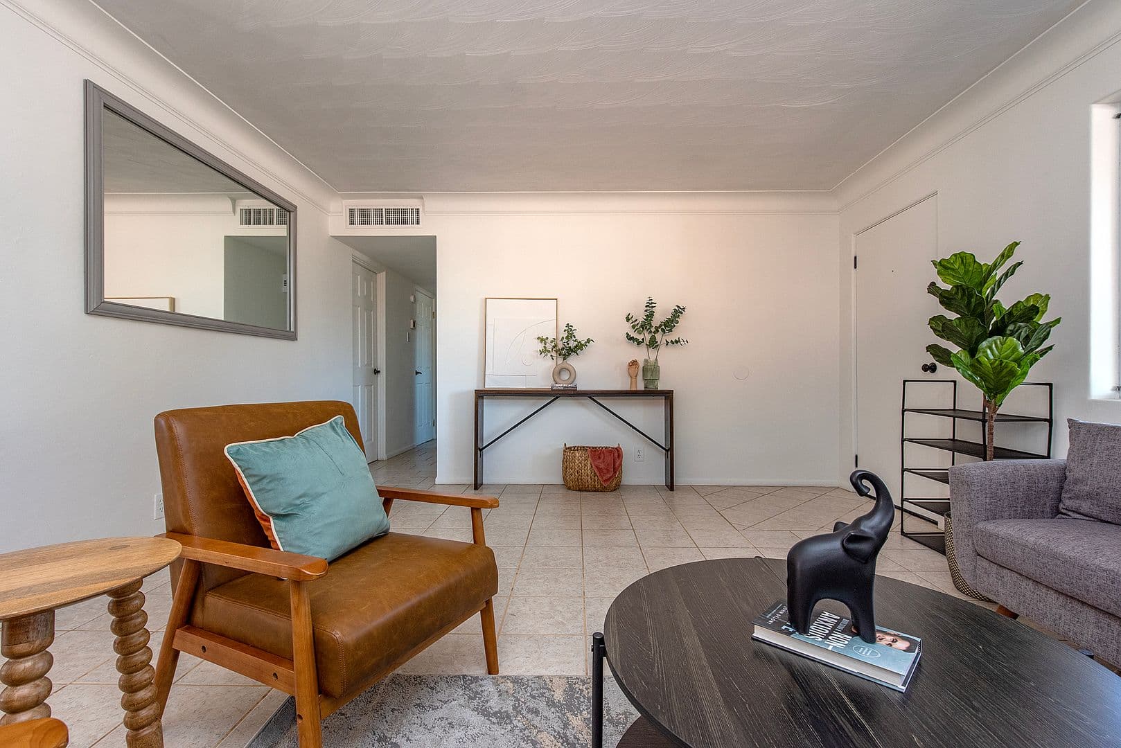 Tucson House: 3526 N Santa Rita Ave