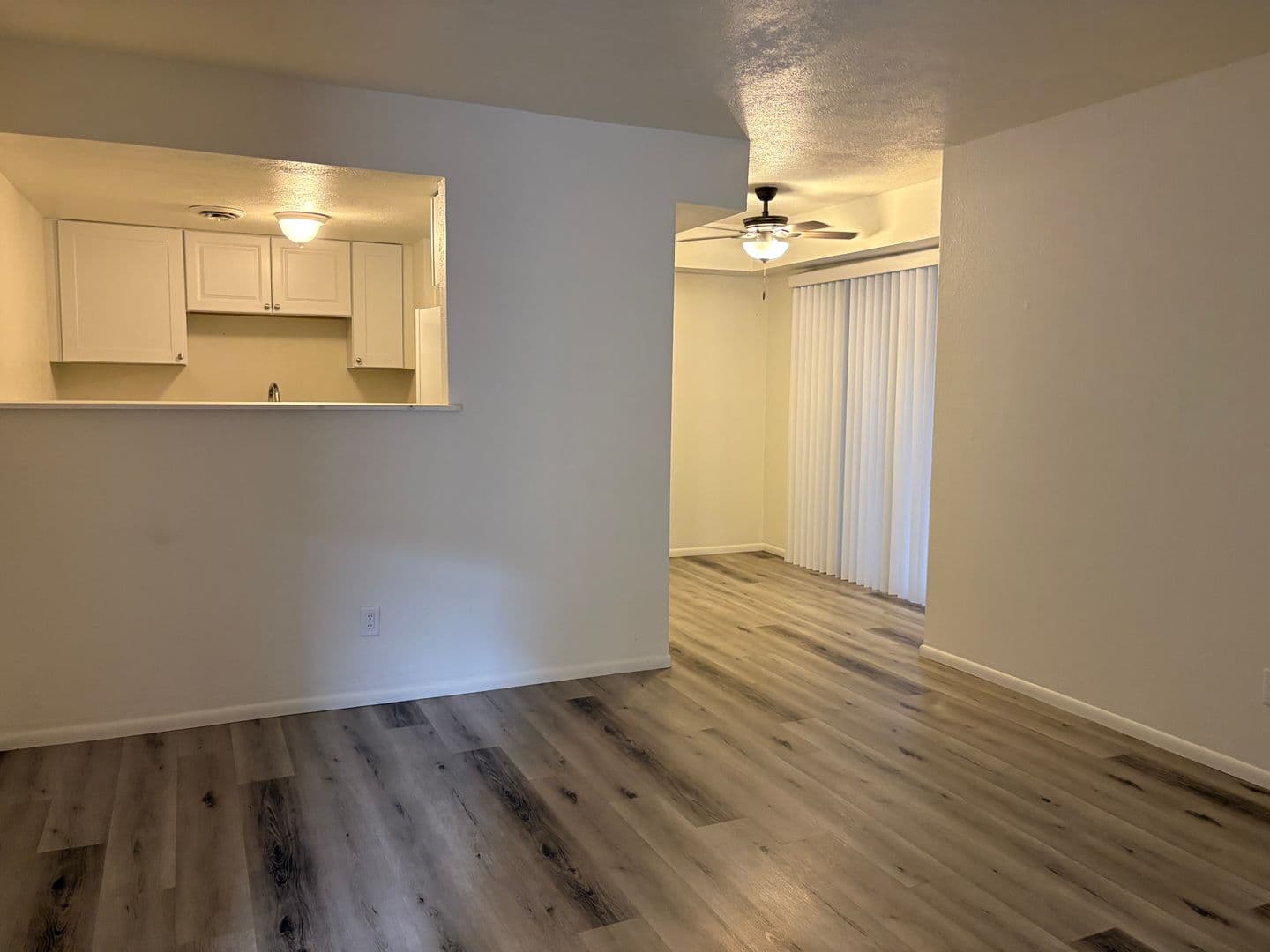 Tucson Condo: 1620 N Wilmot Rd  E144