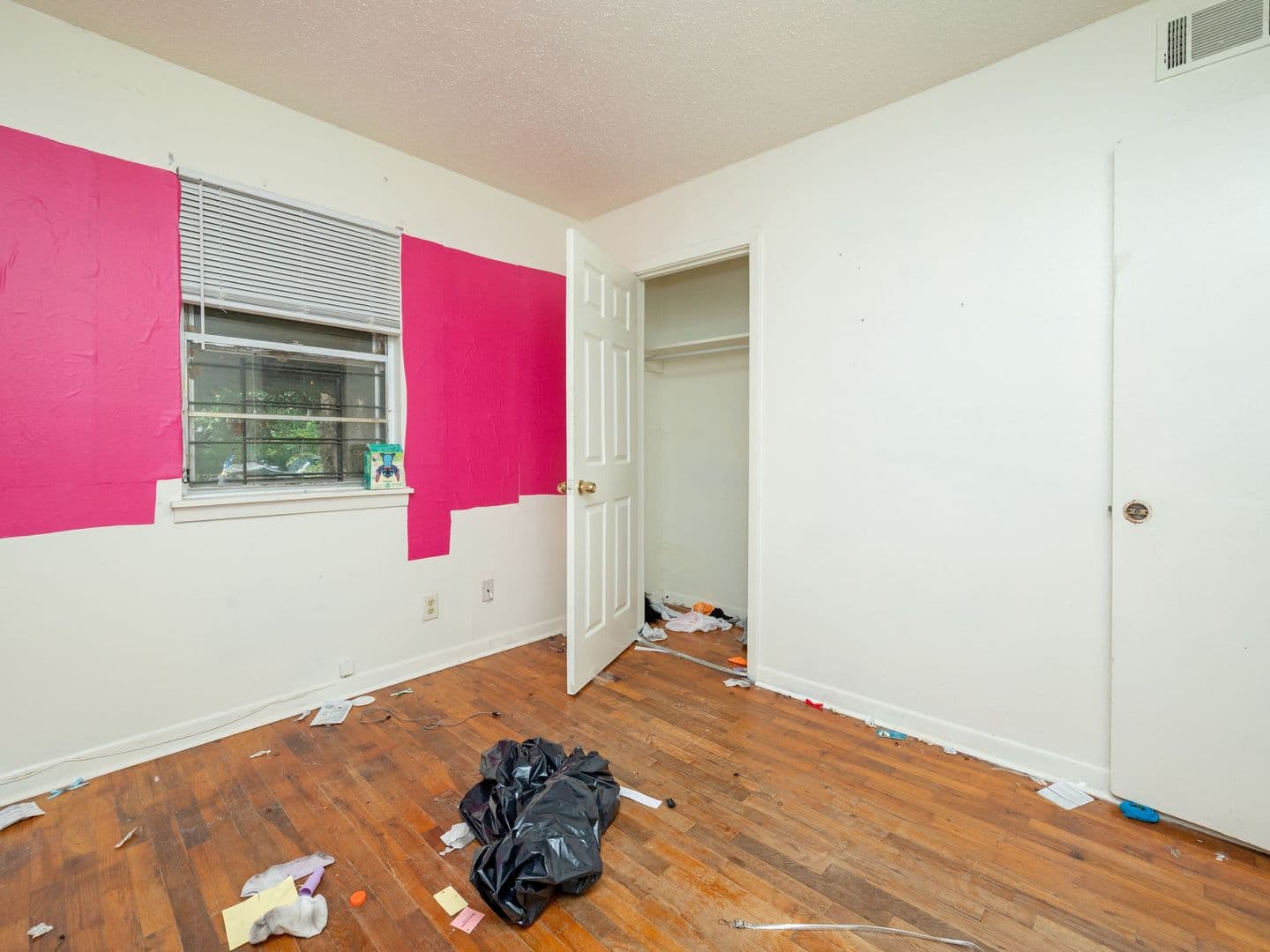 Jacksonville House: 200 Laurel Street