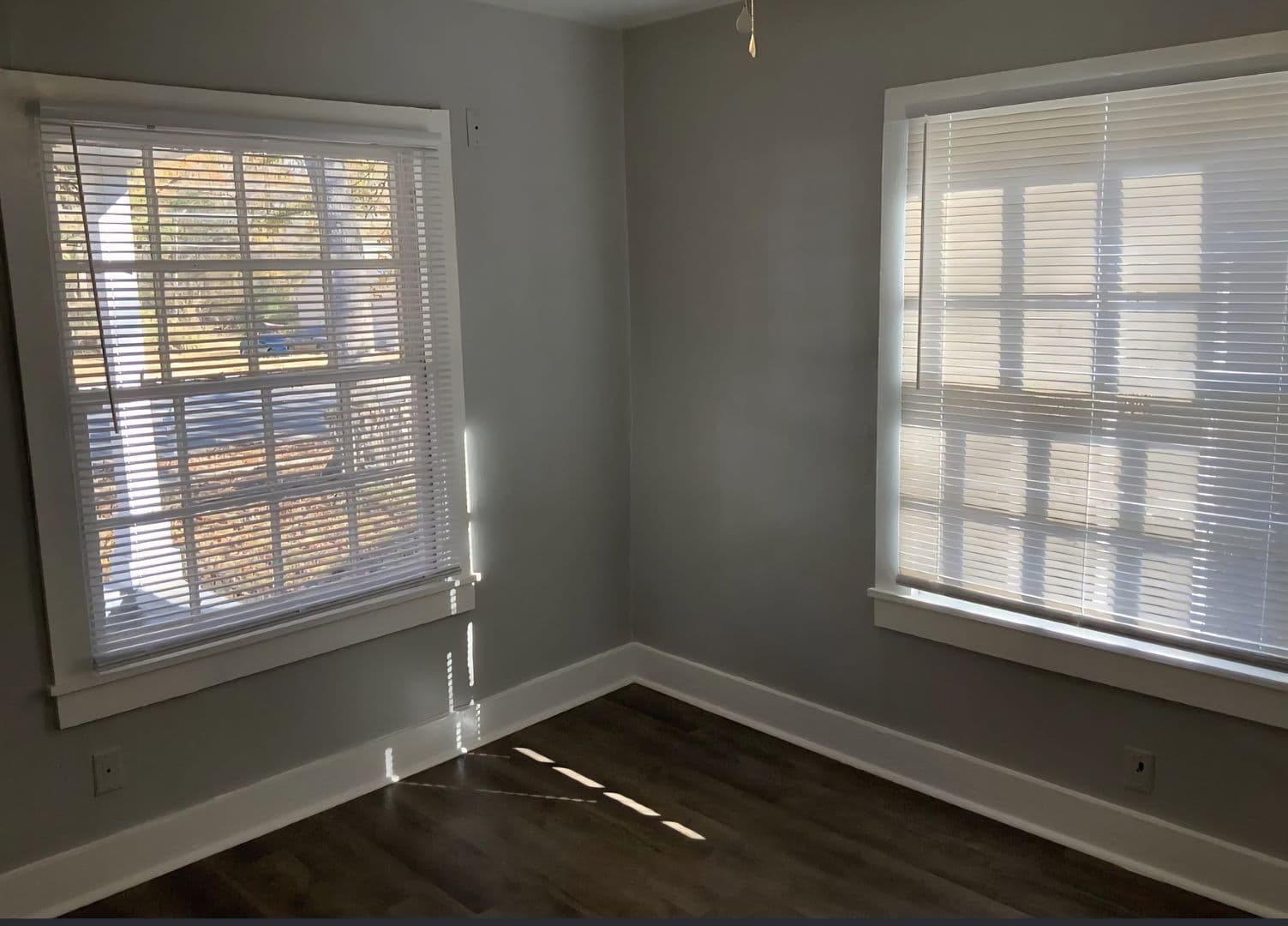 Memphis House: 2023 Whitney Avenue