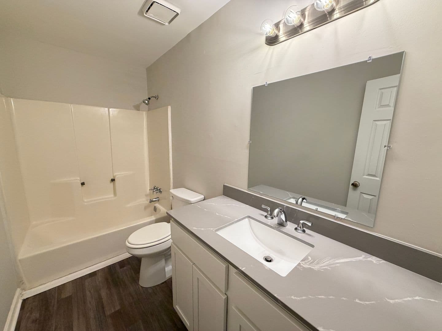 Austell House: 2706 Greystone Court