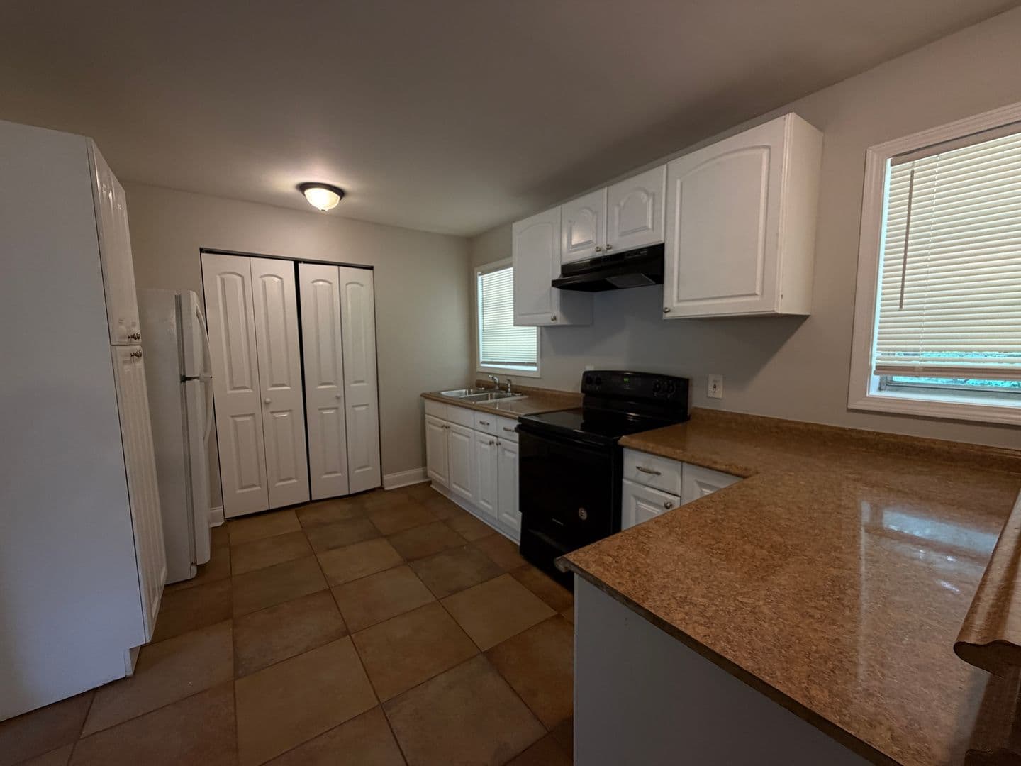 Powder Springs House: 3375 Hopkins Road