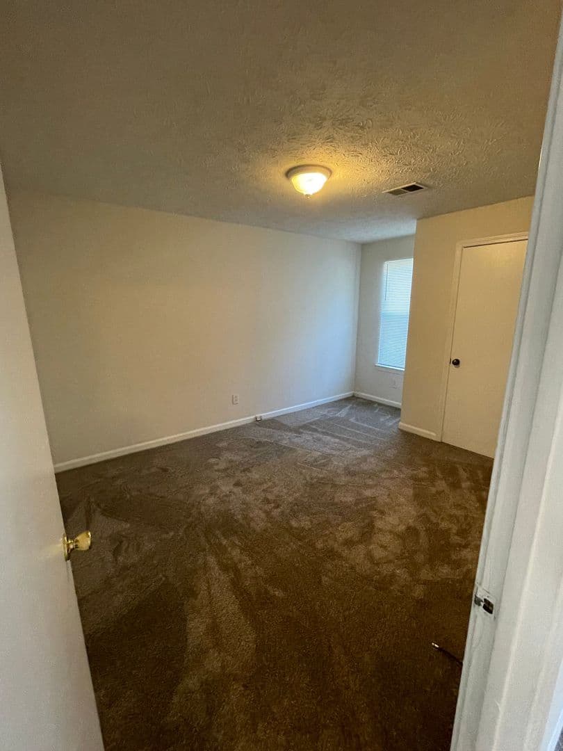 Douglasville Apartment: 8824 8826 Ridgemoore Court