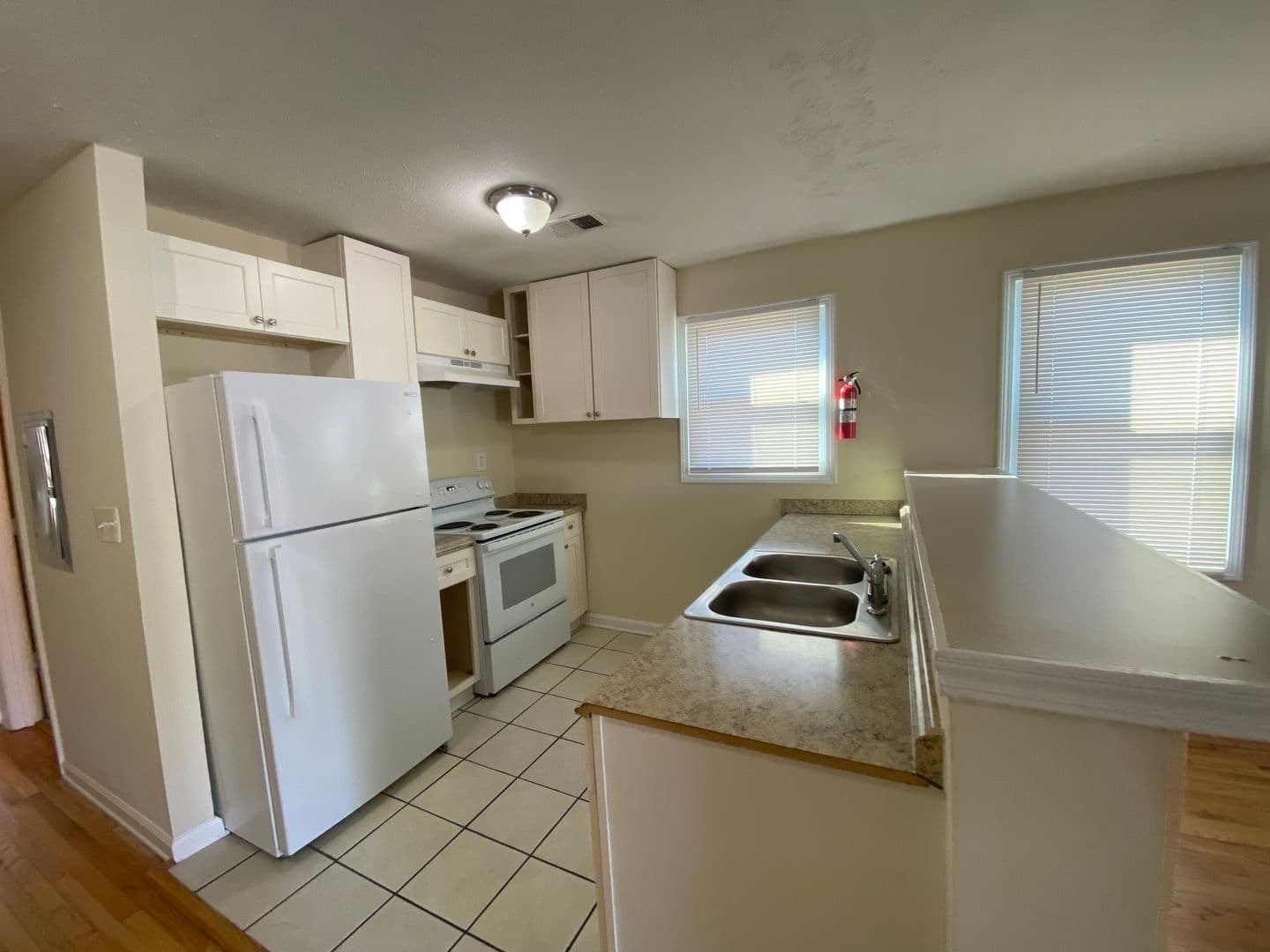 Austell Apartment: 5961 Peco Lane