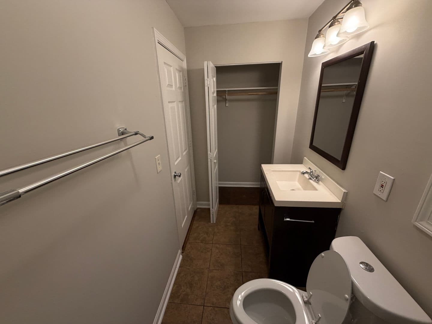 Powder Springs House: 3375 Hopkins Road