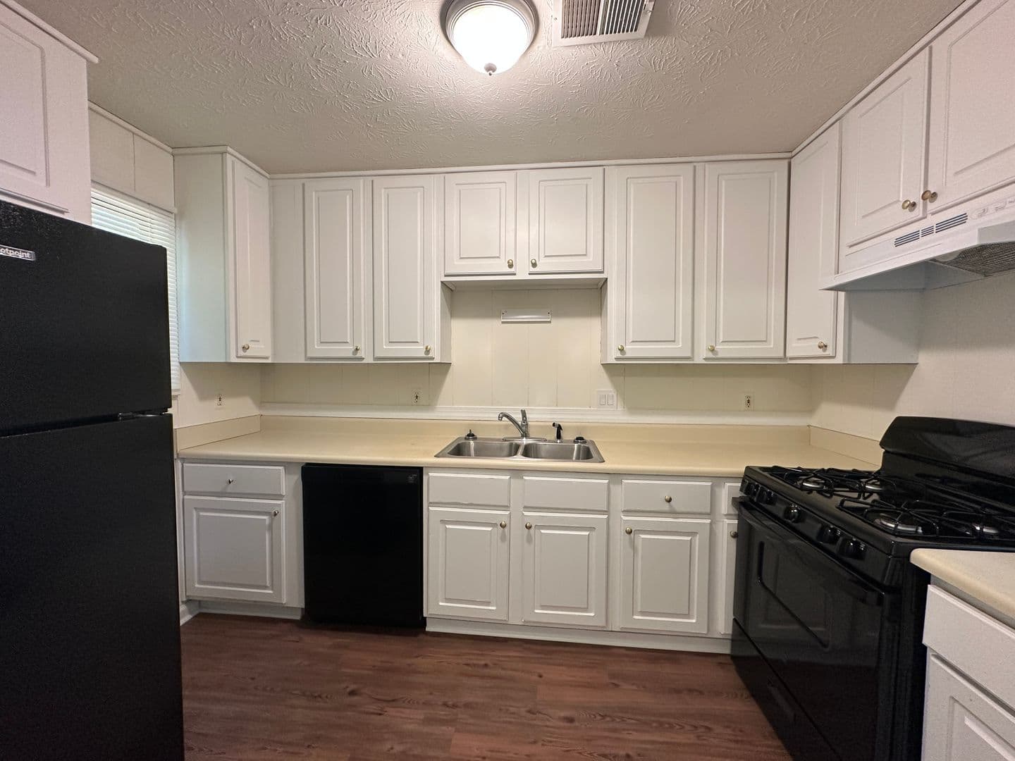 Austell Apartment: 2064 Lenoa Lane