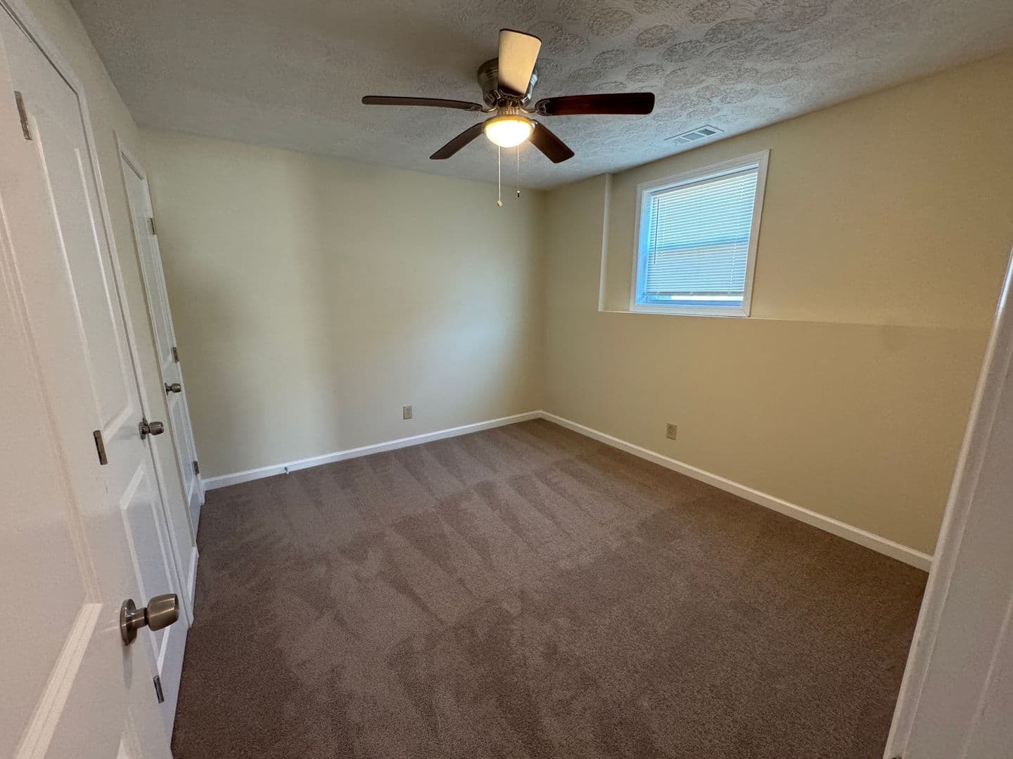 Austell Apartment: 5971 5973 Peco Lane