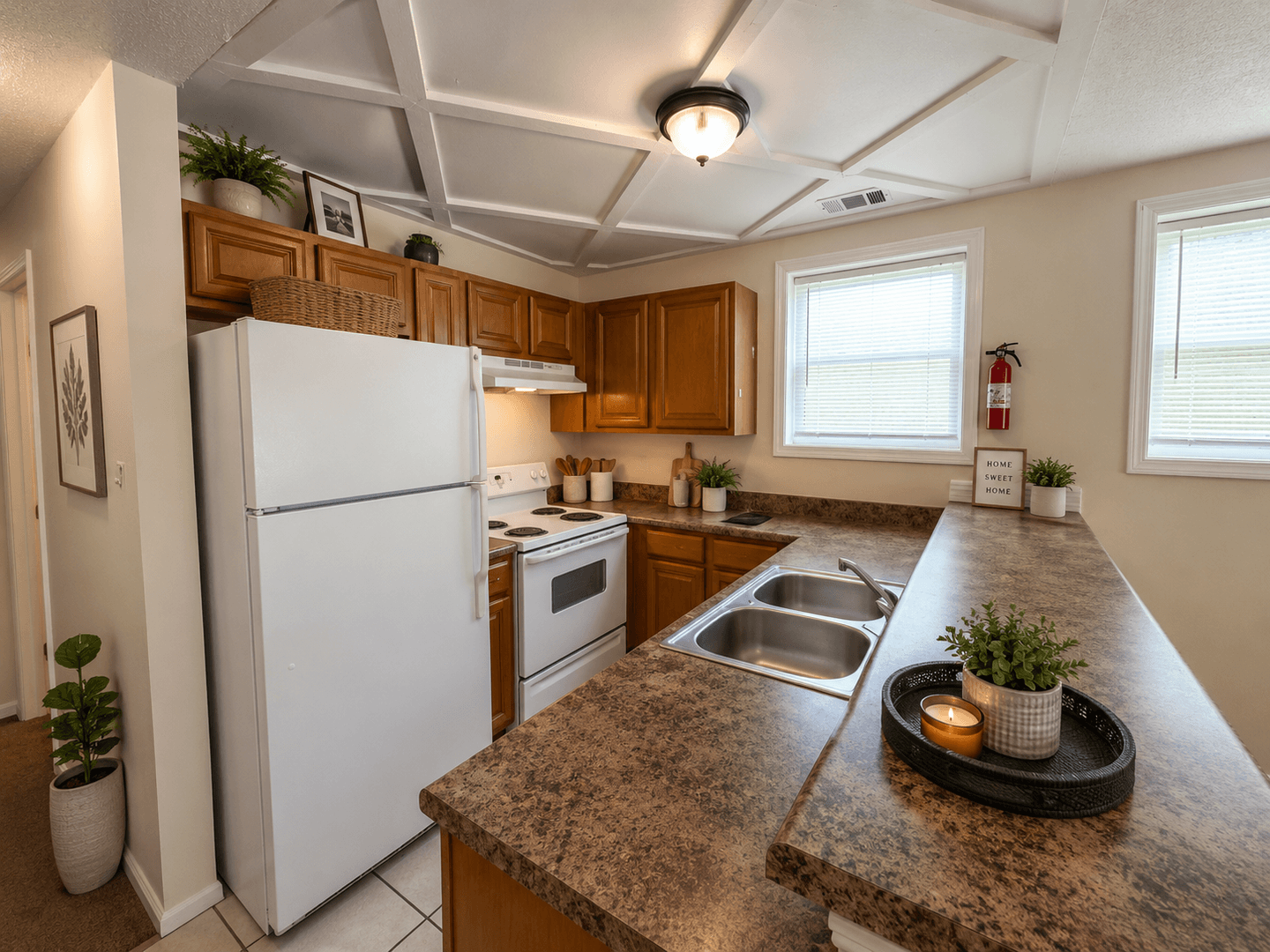 Austell Apartment: 5971 5973 Peco Lane