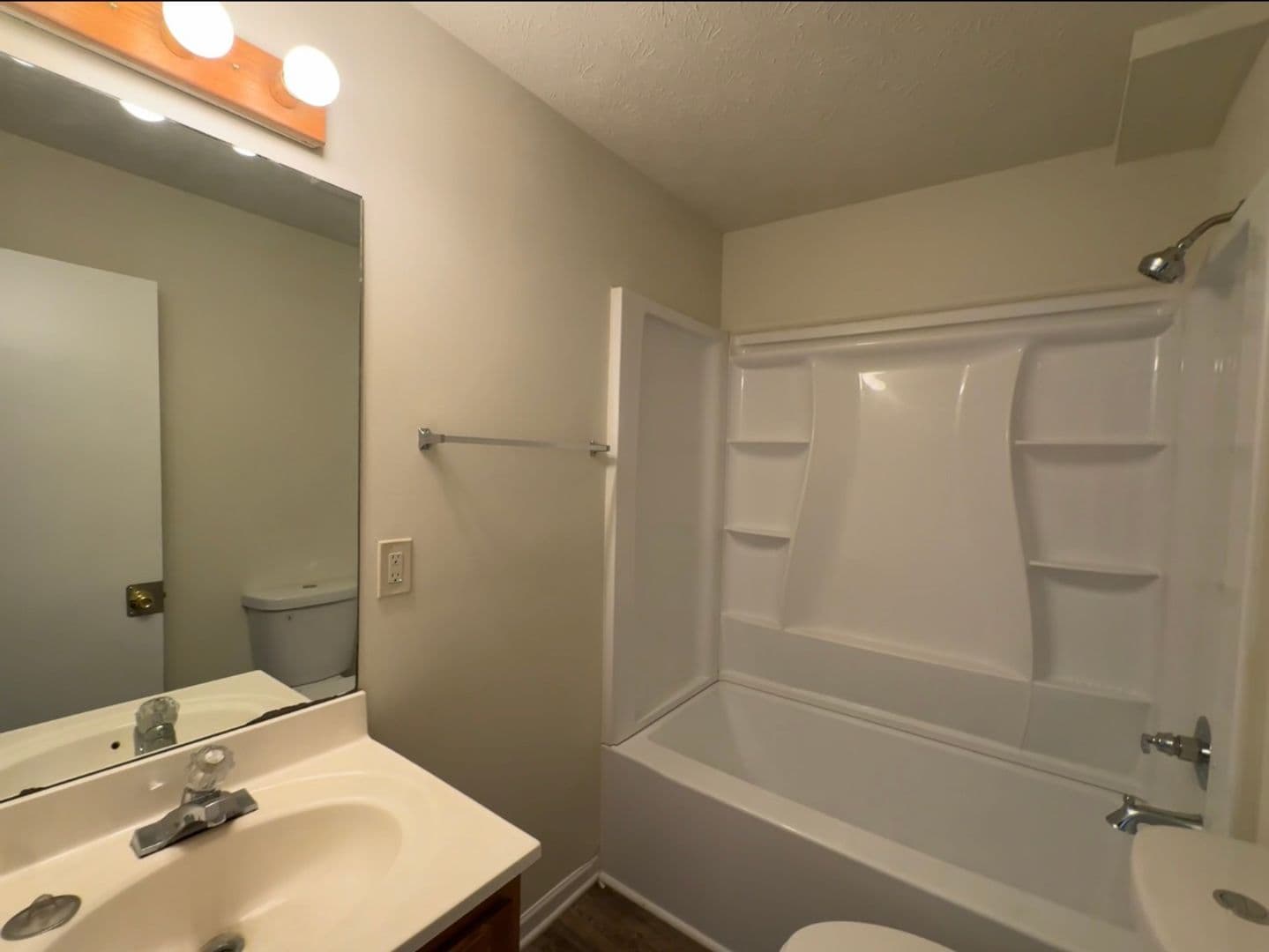 Austell Apartment: 2990 Line Street