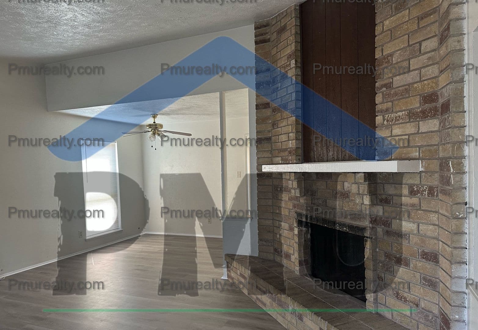 Dallas House: 9535 Sophora Dr