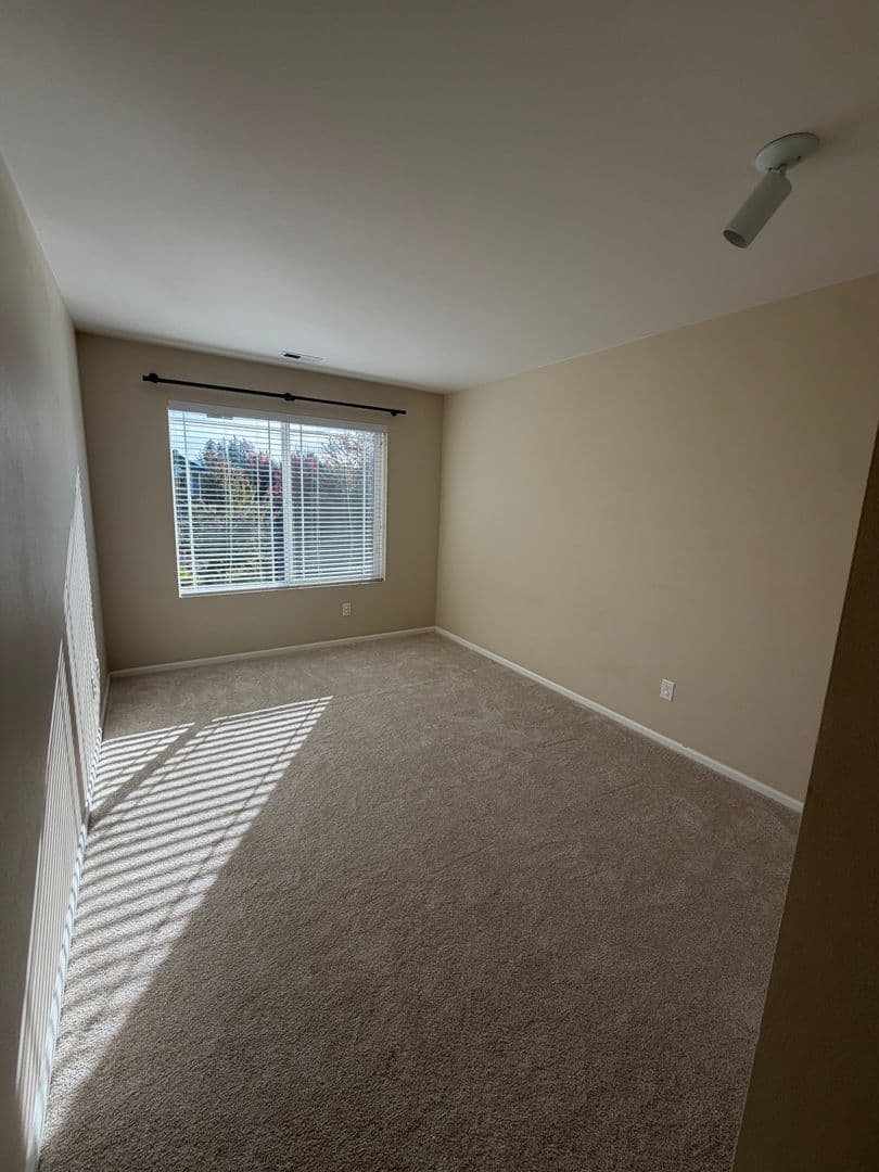Maple Valley House: 27337 214th Ter Se