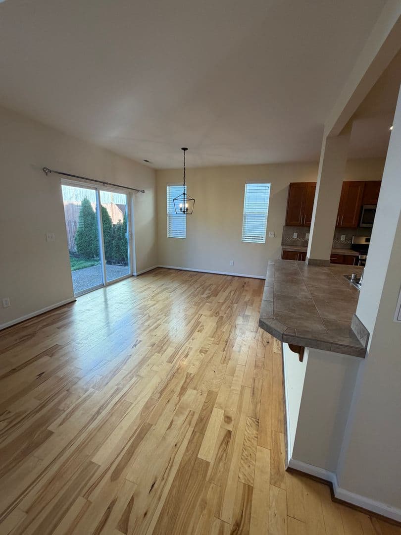 Maple Valley House: 27337 214th Ter Se