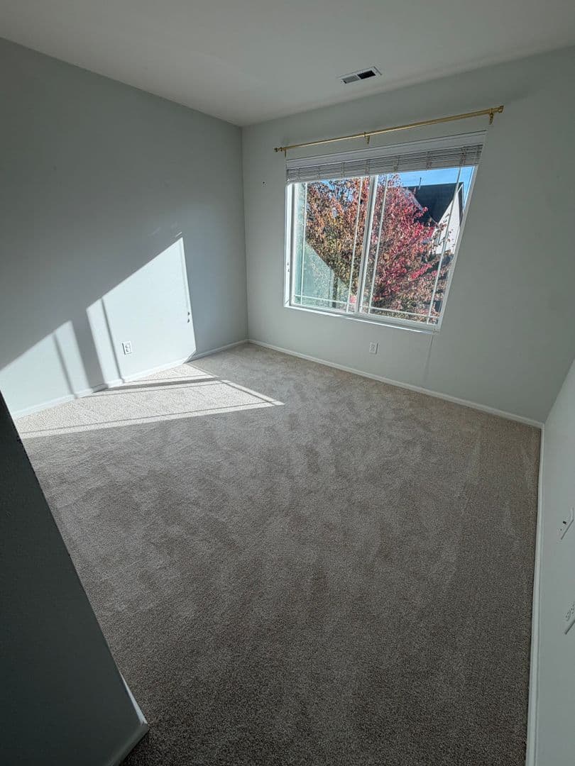 Maple Valley House: 27337 214th Ter Se