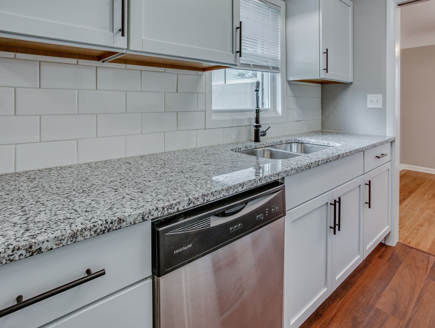 Omaha House: 7071 Izard St.