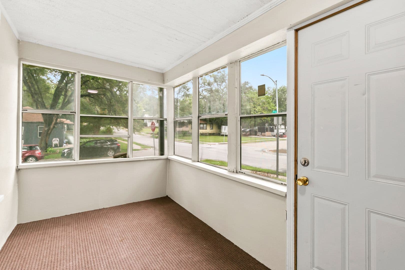 Omaha House: 4252 Maple Street