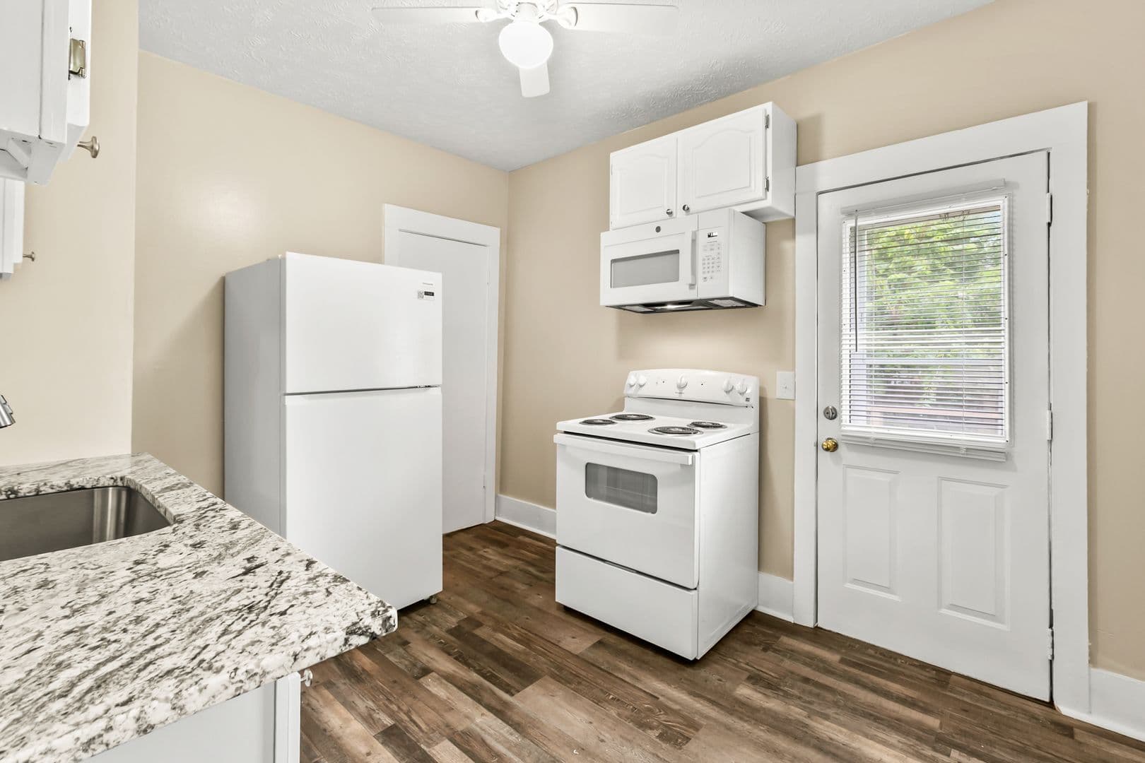 Omaha House: 4252 Maple Street