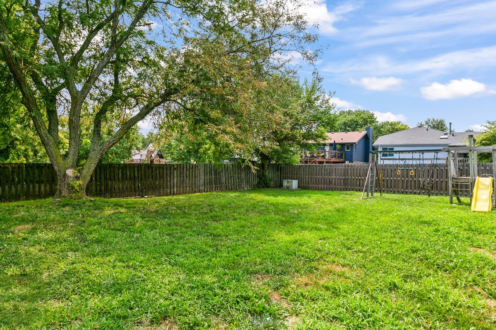 Omaha House: 5106 N 128th St