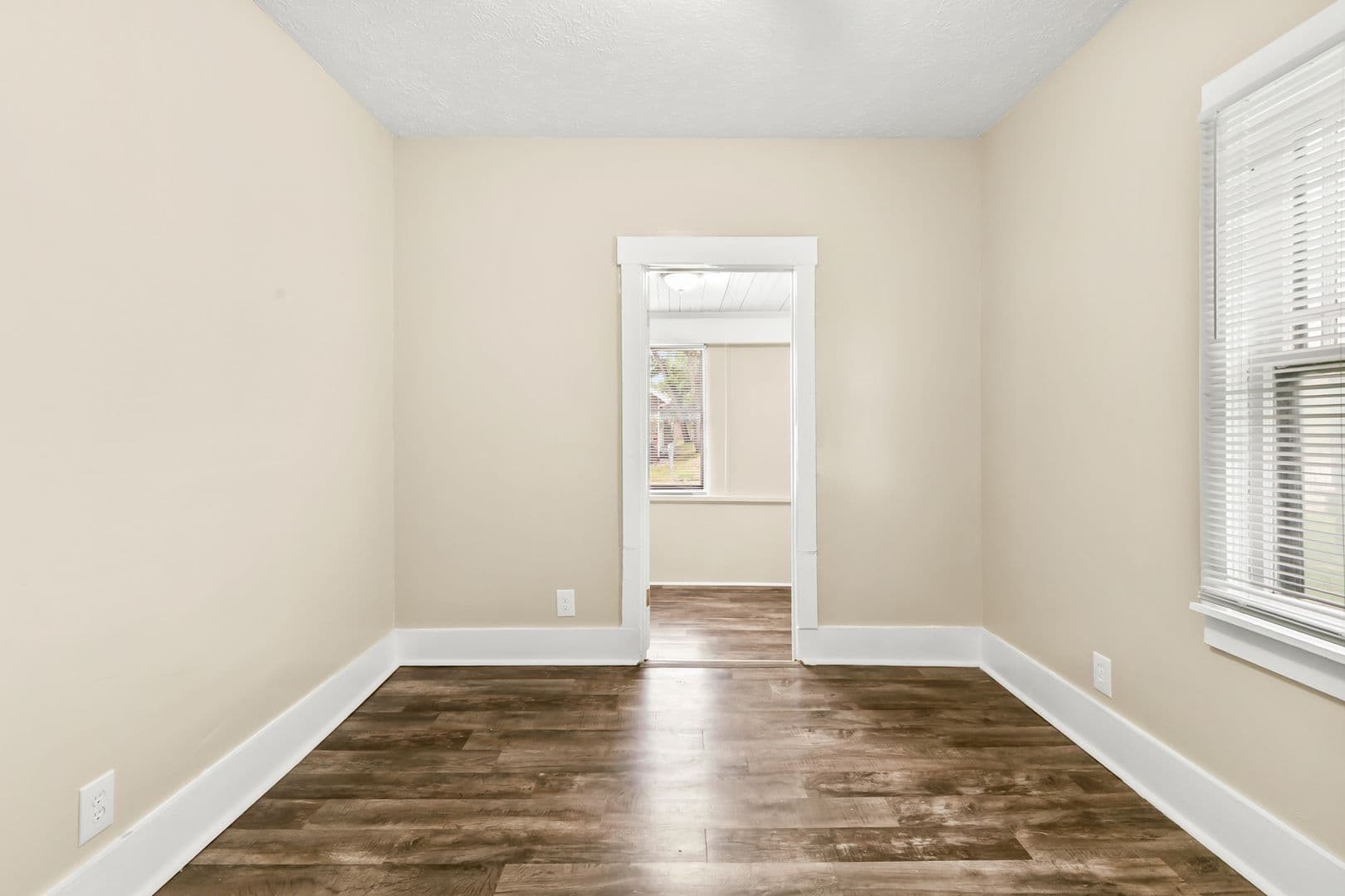 Omaha House: 4252 Maple Street