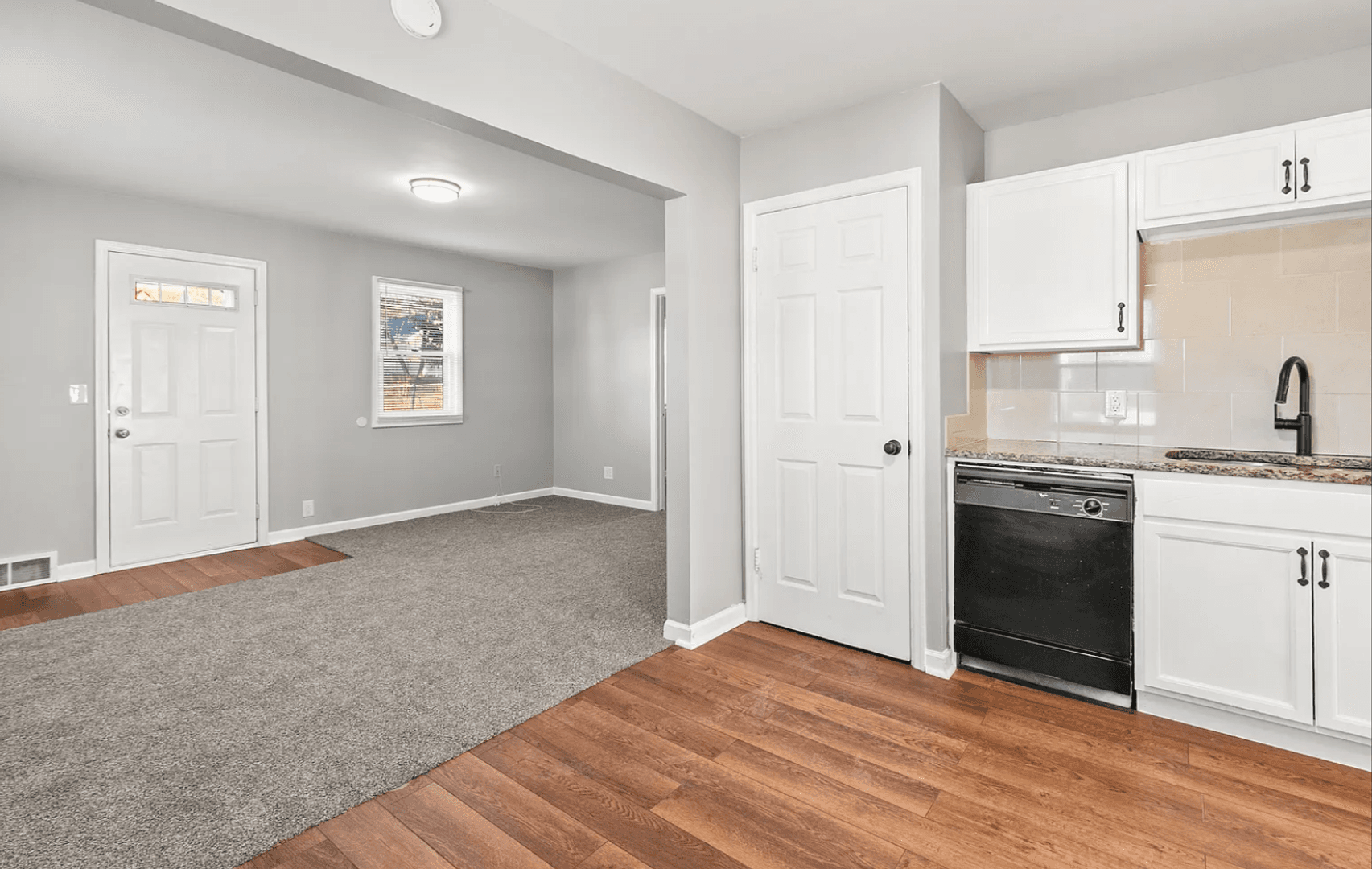 Omaha House: 6352 Poppleton Ave.