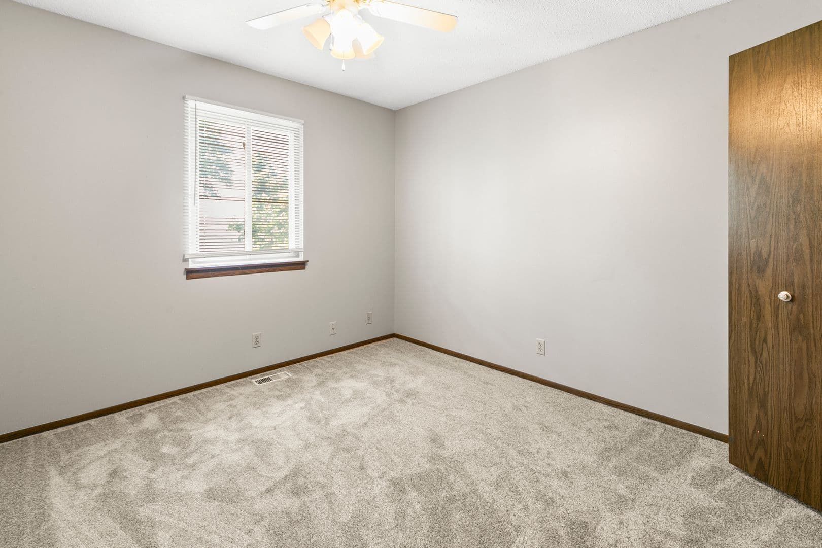 Omaha House: 9002 David Circle