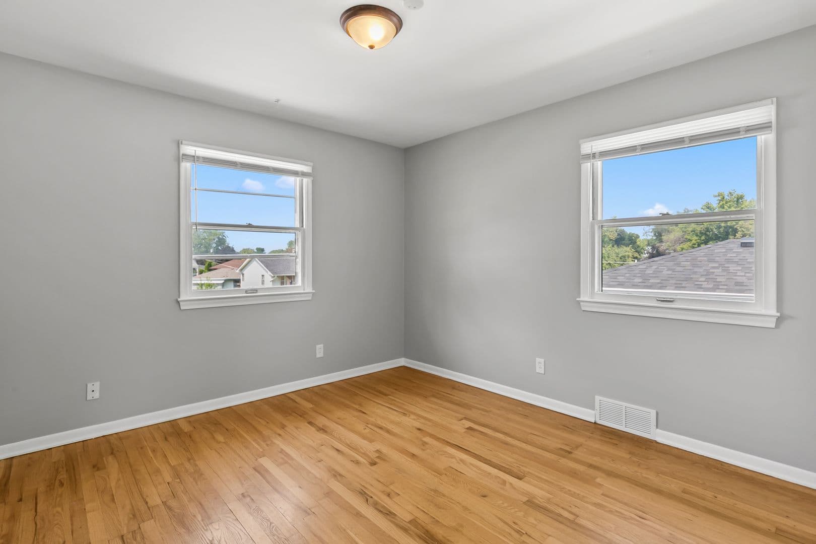 Bellevue House: 7215 S. 41st. Ave.
