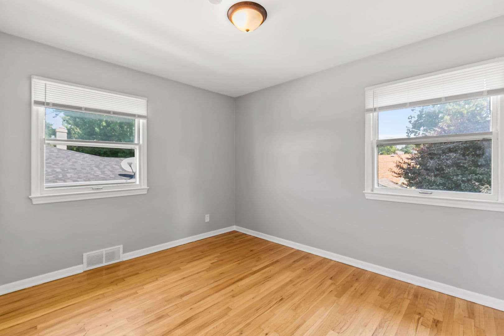 Bellevue House: 7215 S. 41st. Ave.