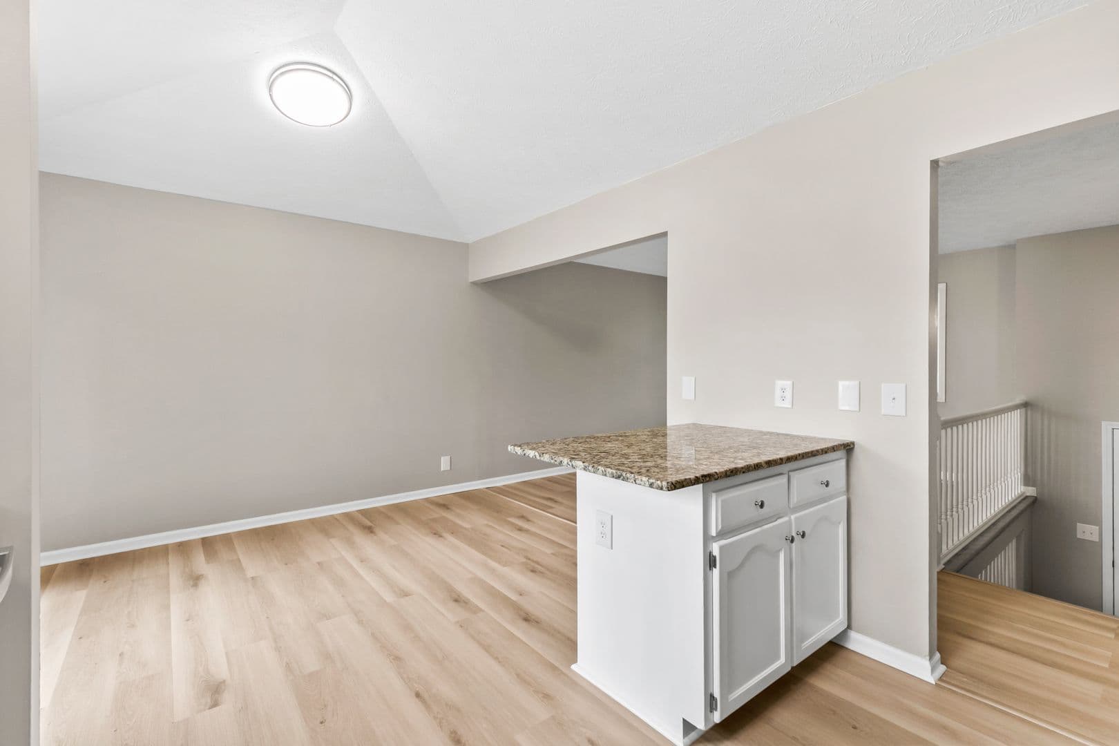 Omaha House: 5106 N 128th St