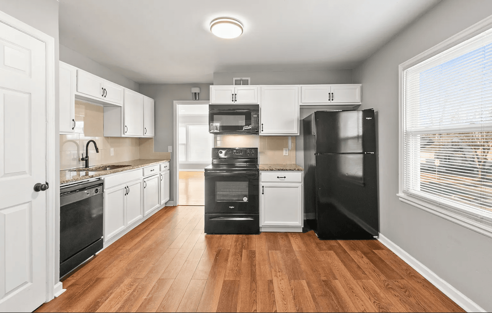 Omaha House: 6352 Poppleton Ave.
