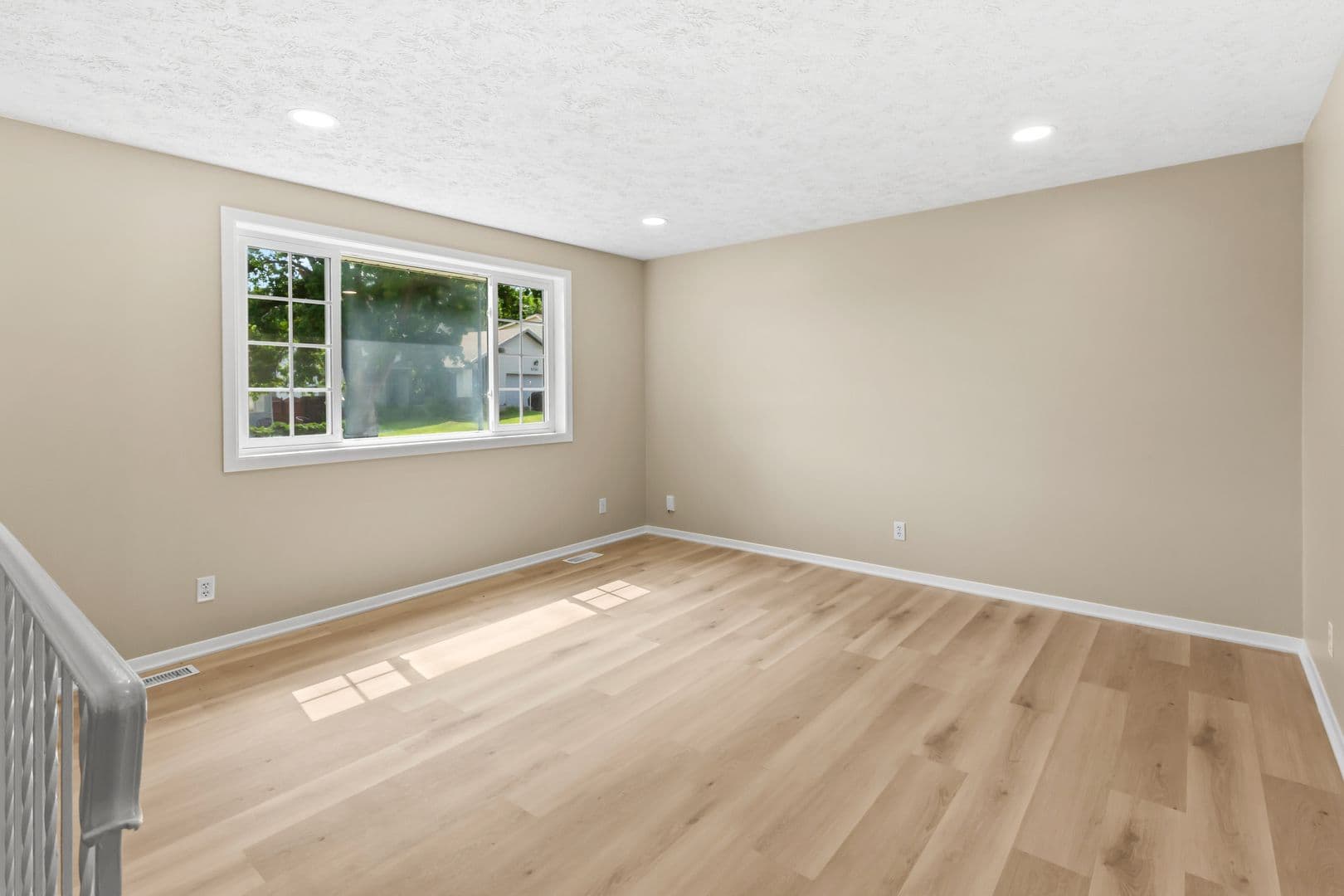 Omaha House: 5732 S. 137th Street