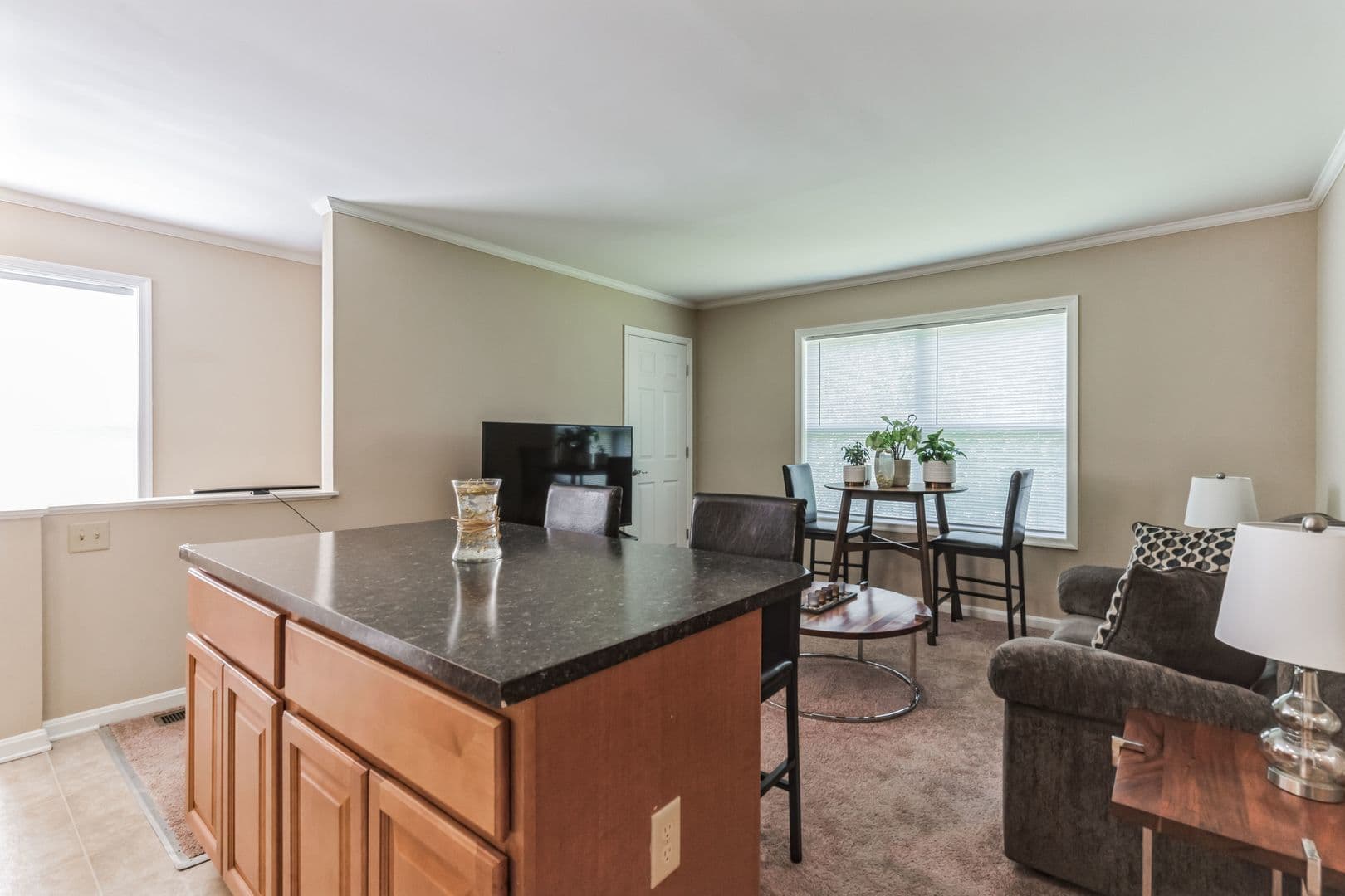 Greenwood Apartment: 101 Seachase Lane