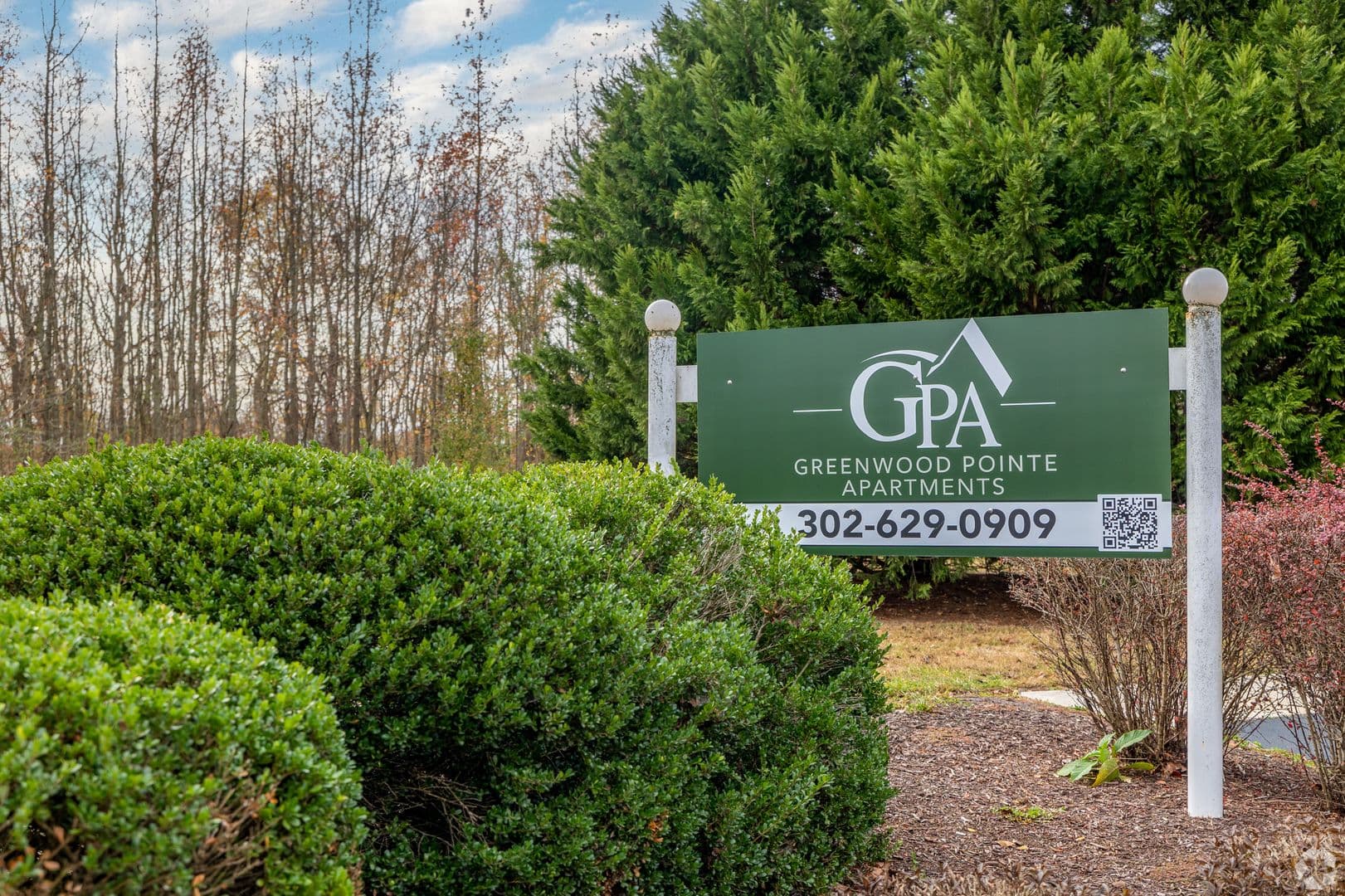 Greenwood Apartment: 101 Seachase Lane