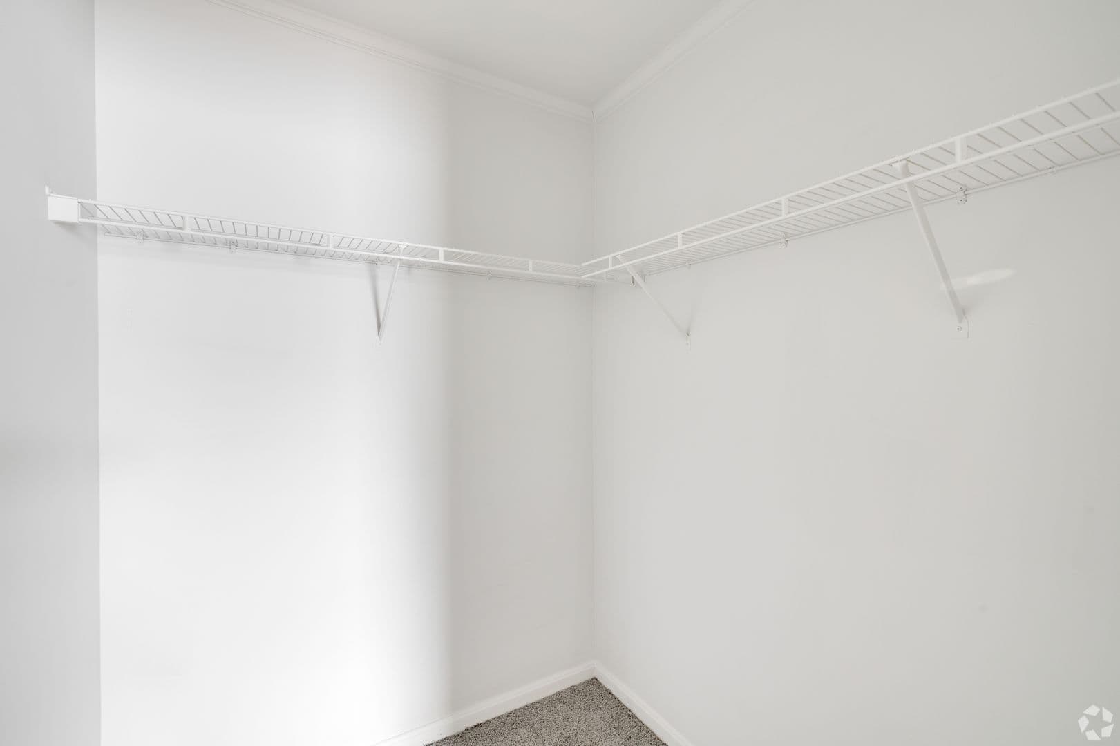 Greenwood Apartment: 101 Seachase Lane