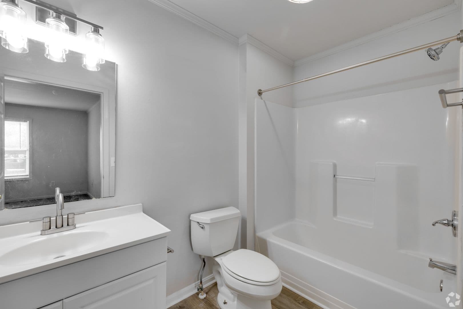 Greenwood Apartment: 101 Seachase Lane