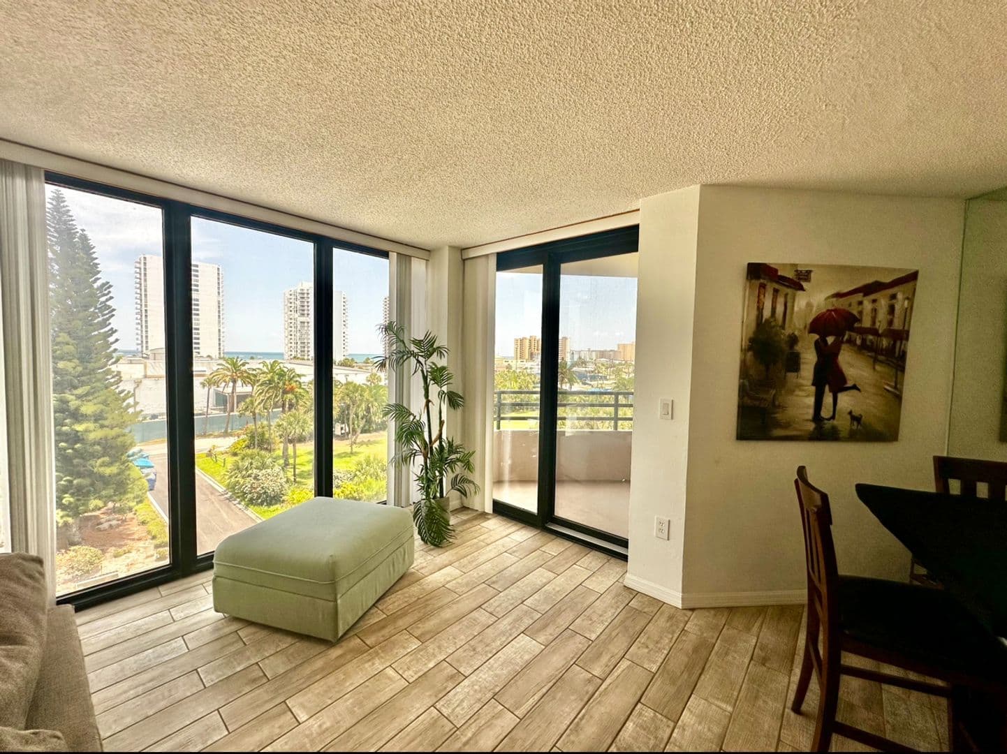 Daytona Beach House: 1 Oceans West Blvd