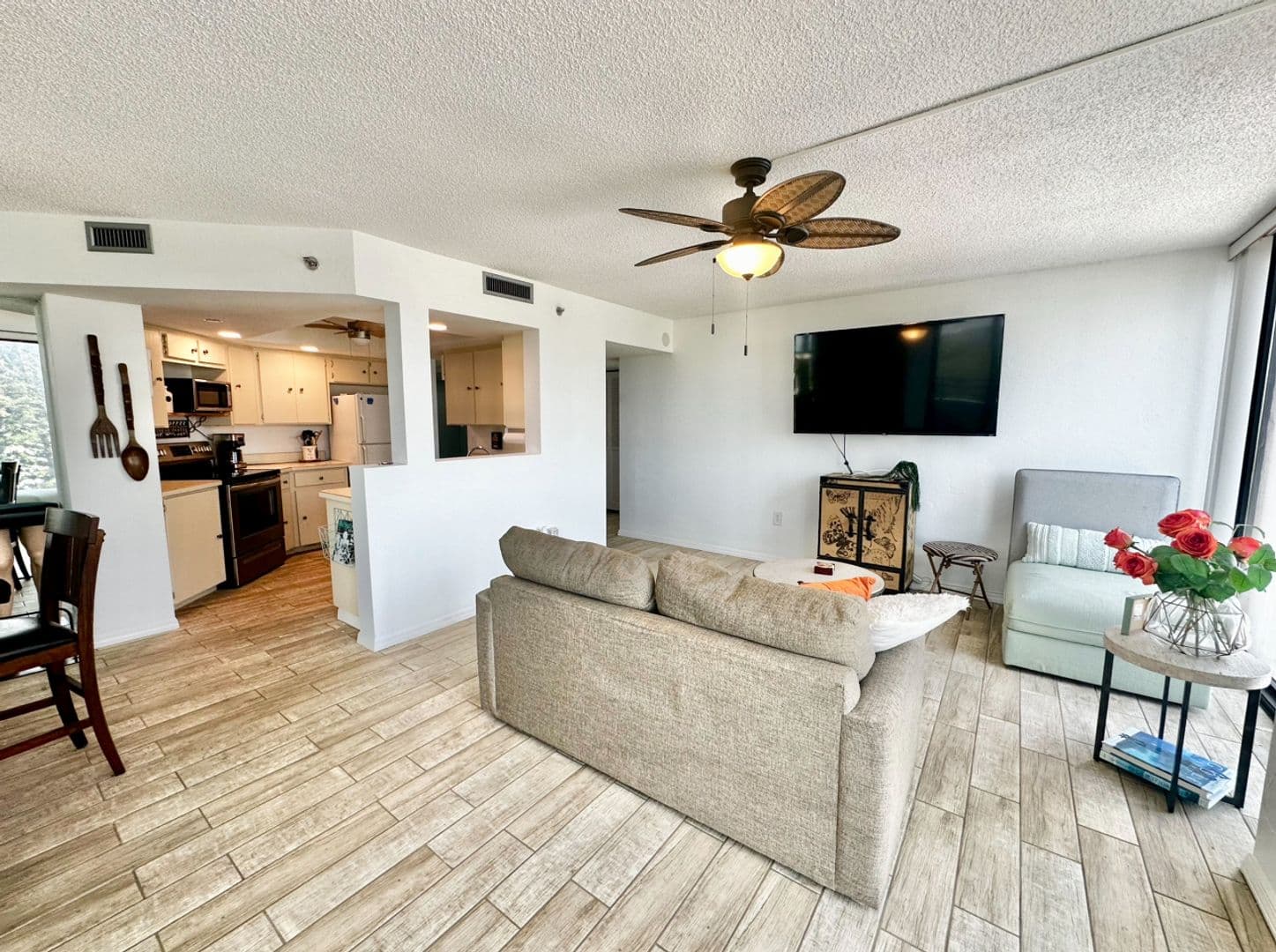 Daytona Beach House: 1 Oceans West Blvd