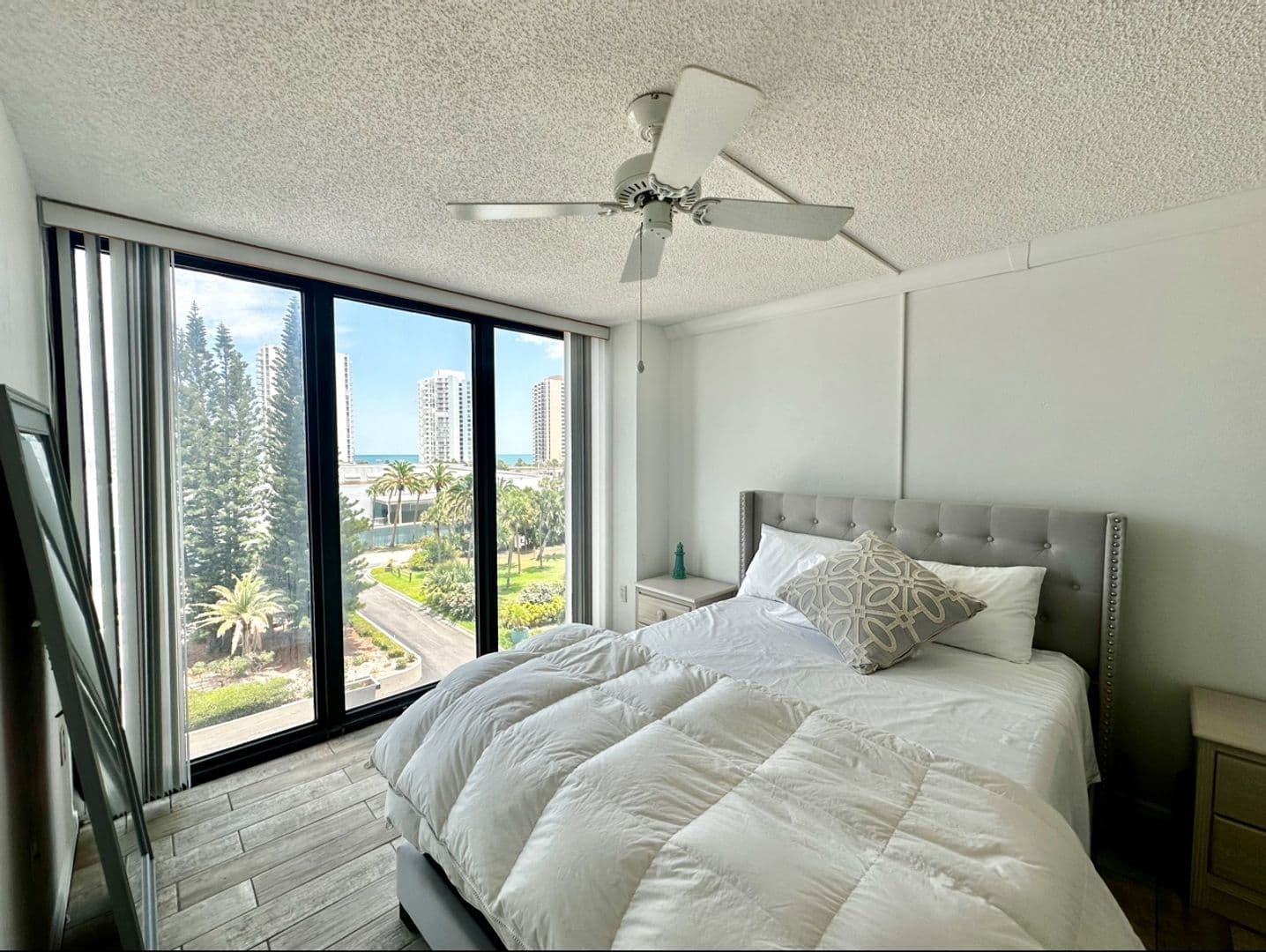 Daytona Beach House: 1 Oceans West Blvd