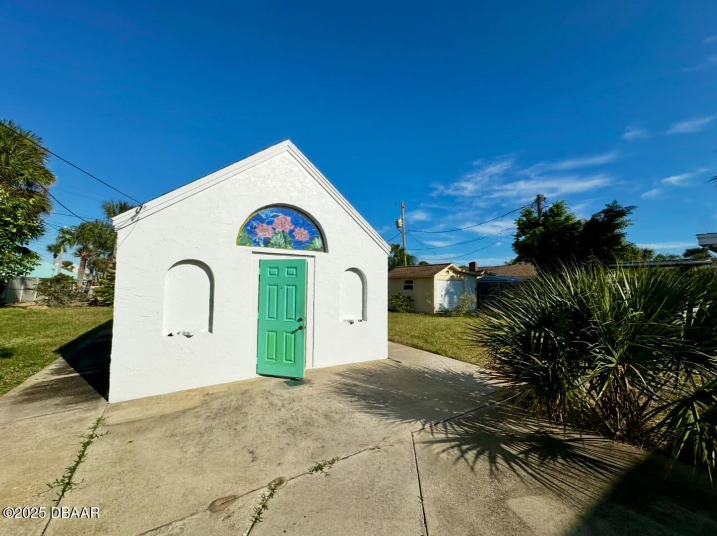 Daytona Beach House: 1104 Jacaranda Ave