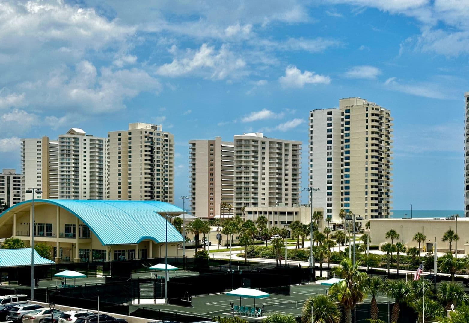 Daytona Beach House: 1 Oceans West Blvd
