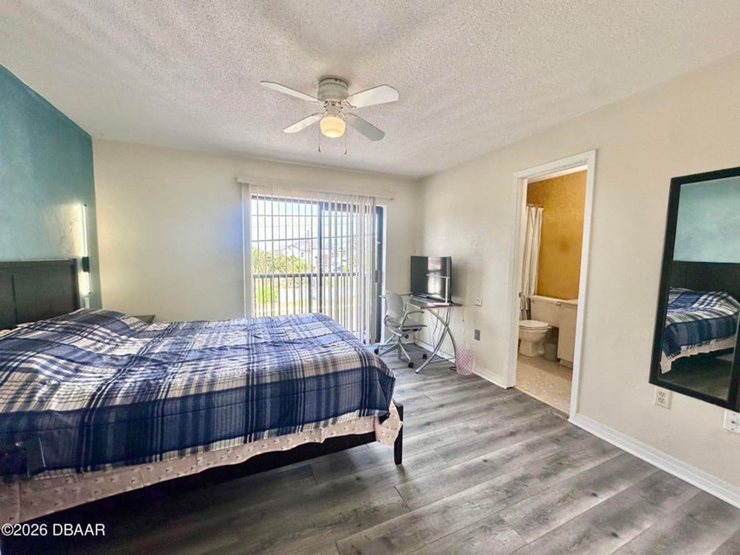 Daytona Beach House: 3750 S Atlantic Ave