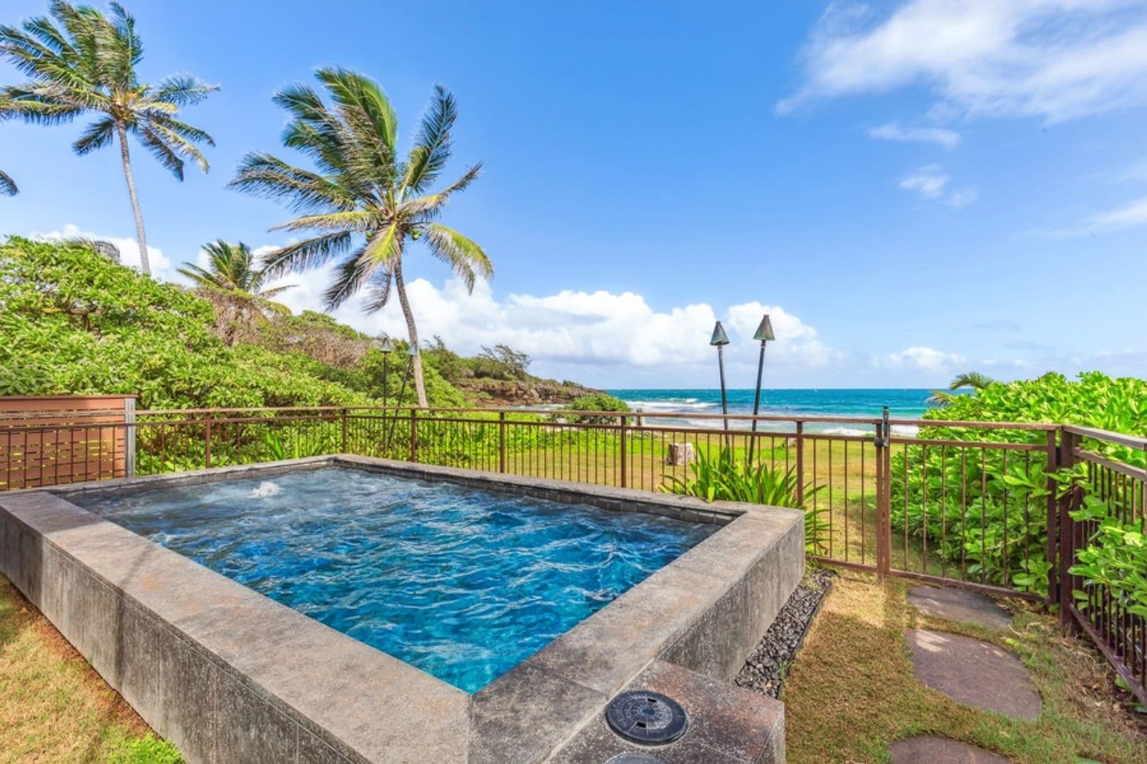 Laie House: 55-137 Kamehameha Highway