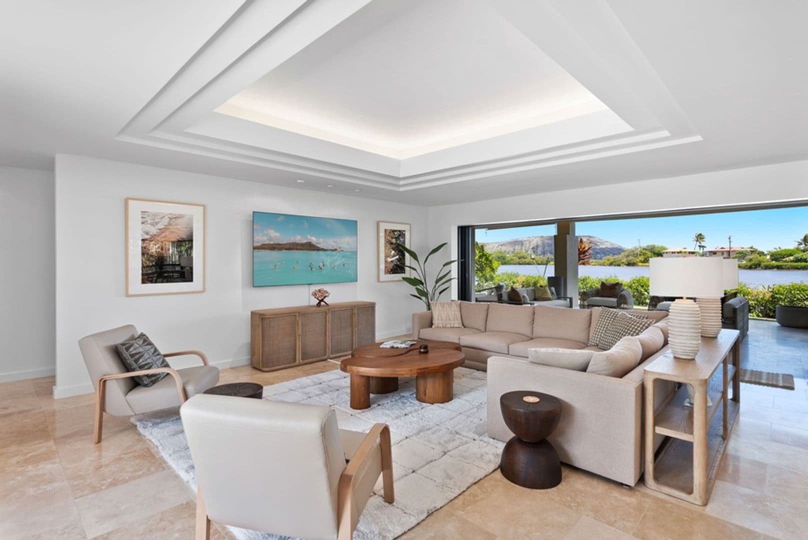 Honolulu House: 5939 Kalaniana'ole Hwy