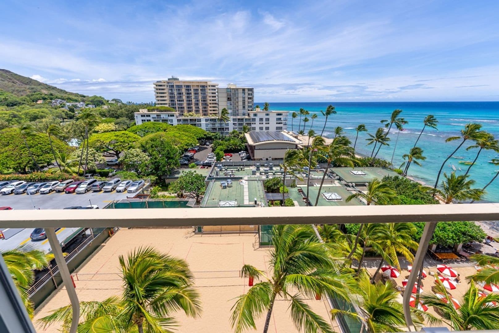 Honolulu House: 2895 Kalakaua Avenue