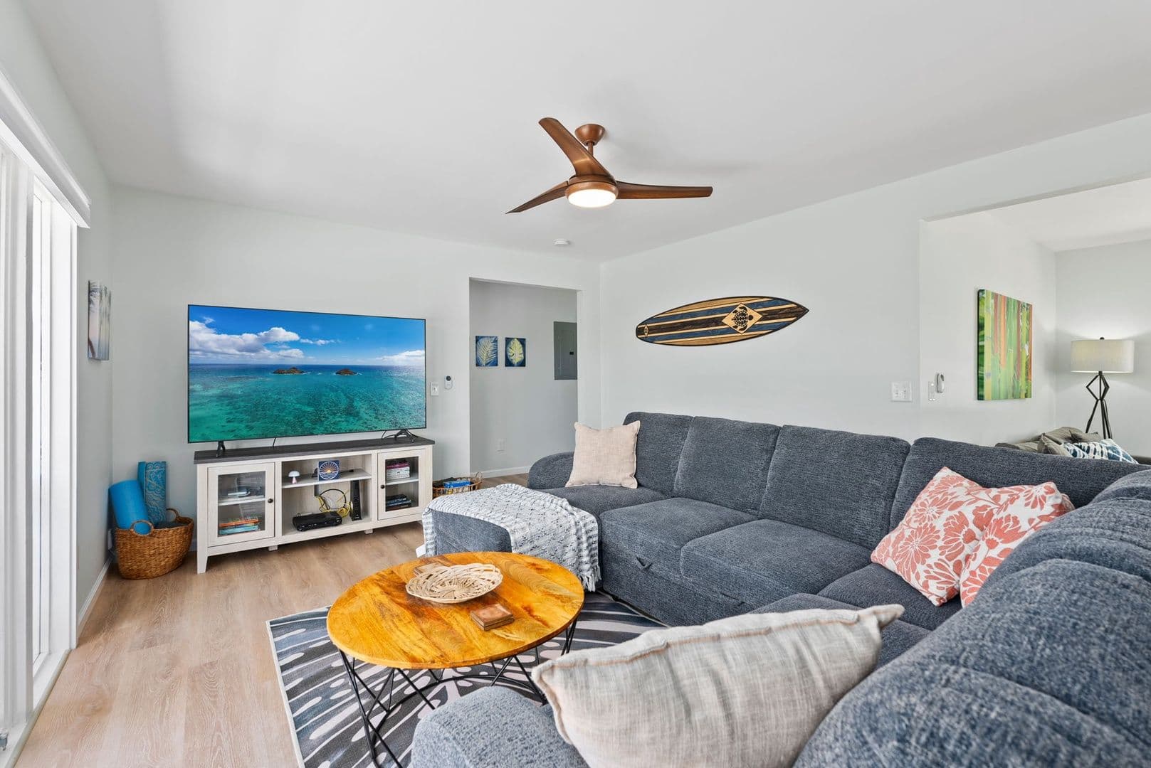 Kailua House: 1445 Mokolea Dr
