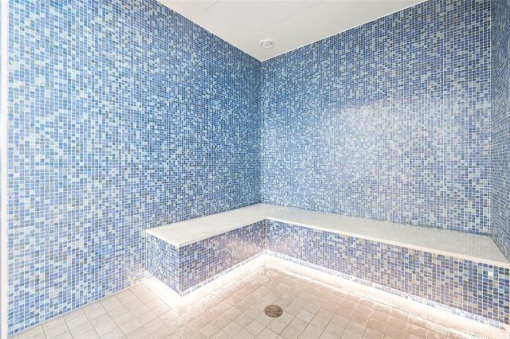 Honolulu House: 1388 Kapiolani Blvd #3310