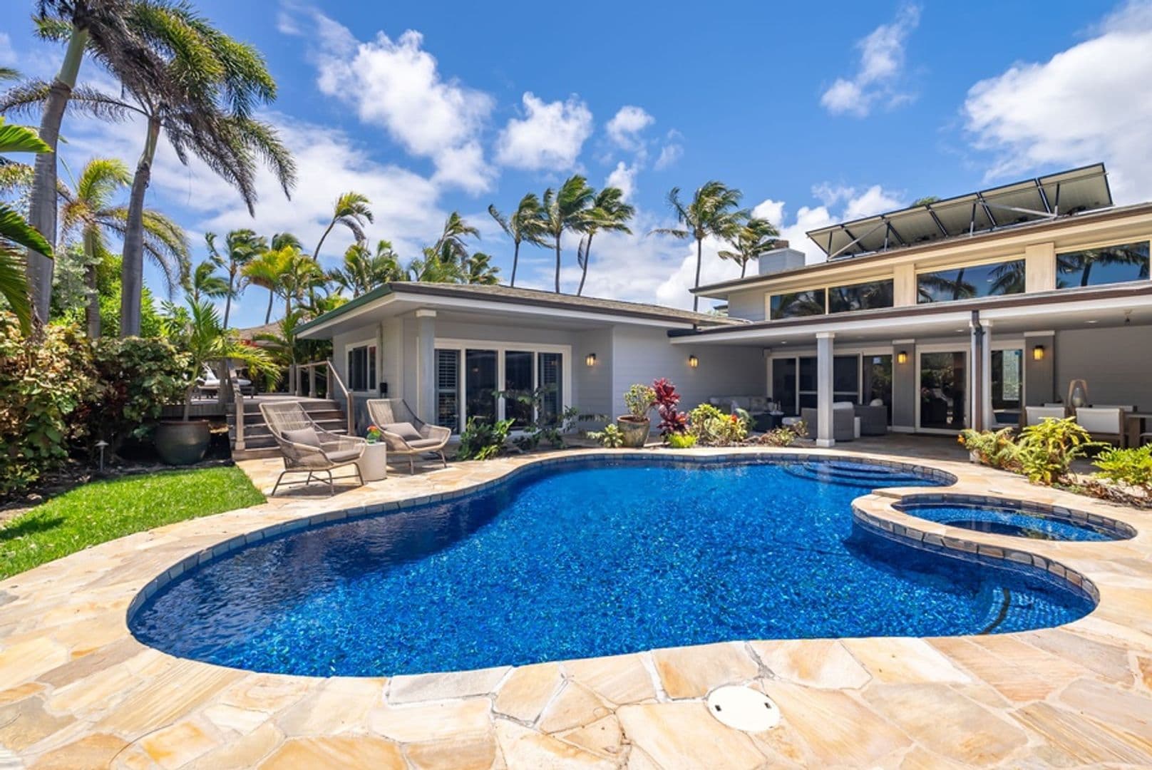 Kailua House: 145 Kaimoani Way