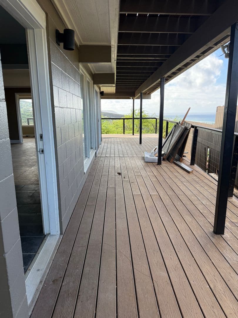 Honolulu Apartment: 1627 Paula Drive