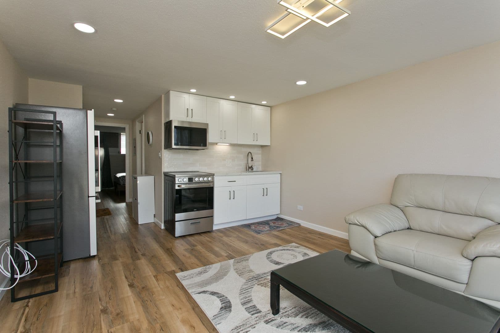 Honolulu Condo: 2211 Ala Wai Blvd #1606