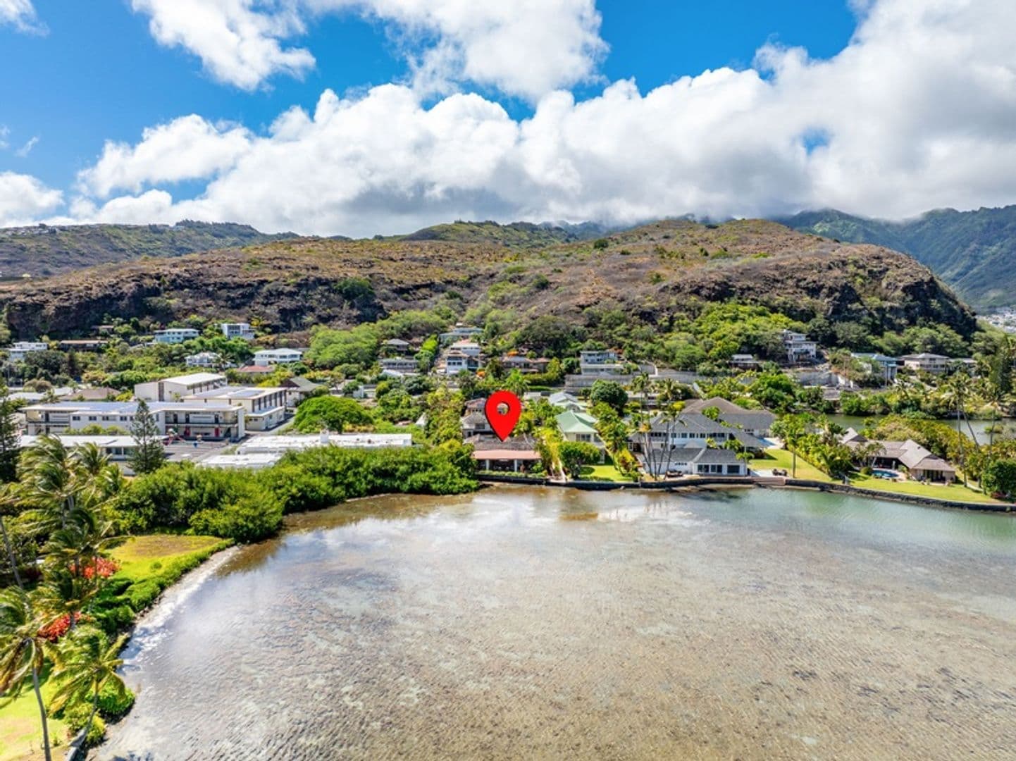 Honolulu House: 5939 Kalaniana'ole Hwy