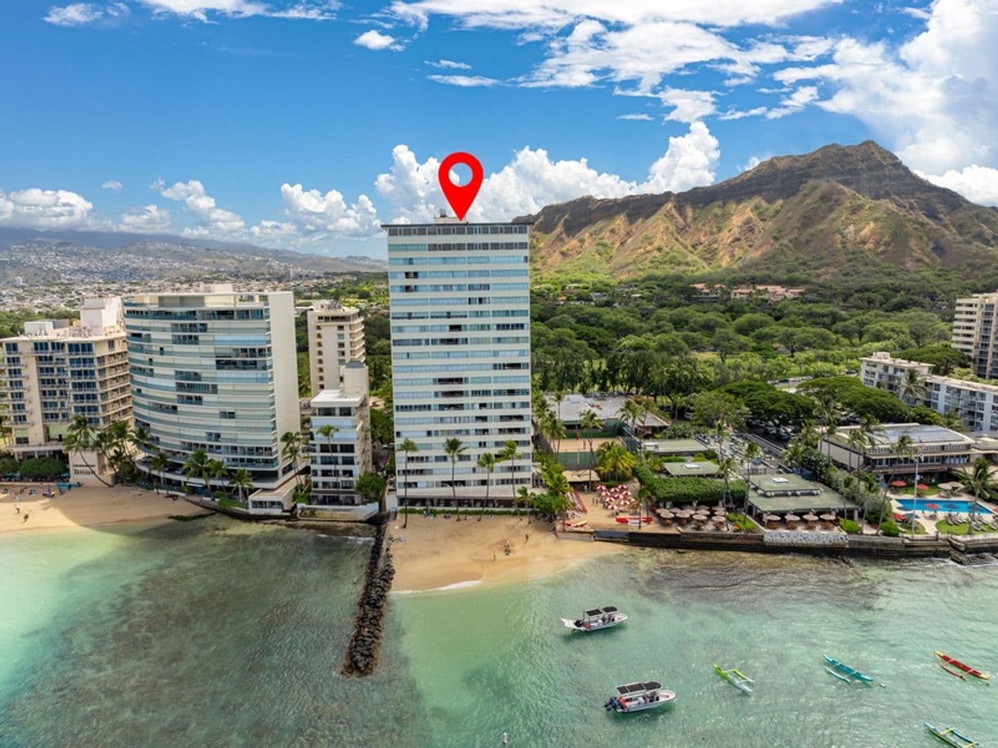 Honolulu House: 2895 Kalakaua Avenue