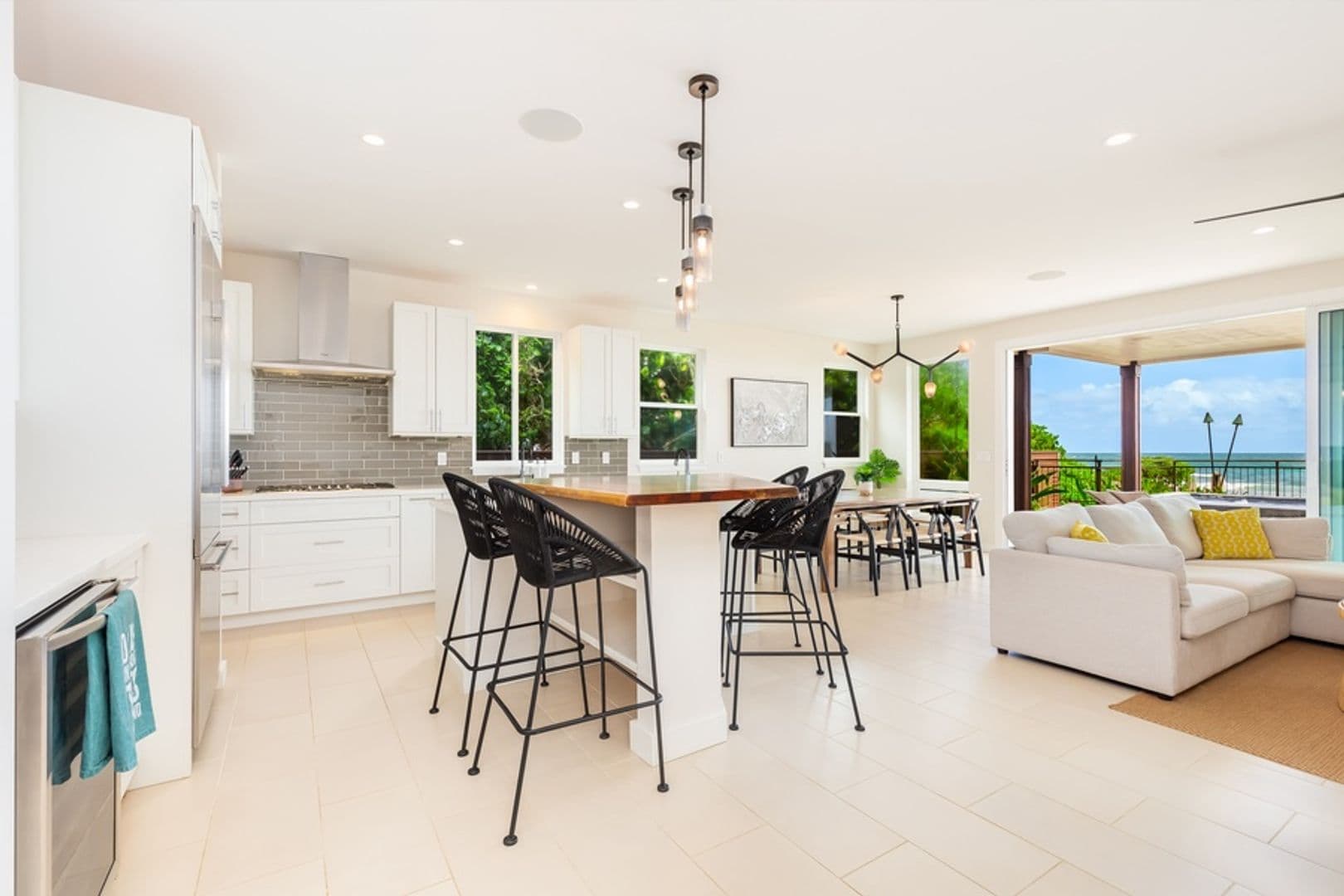 Laie House: 55-137 Kamehameha Highway